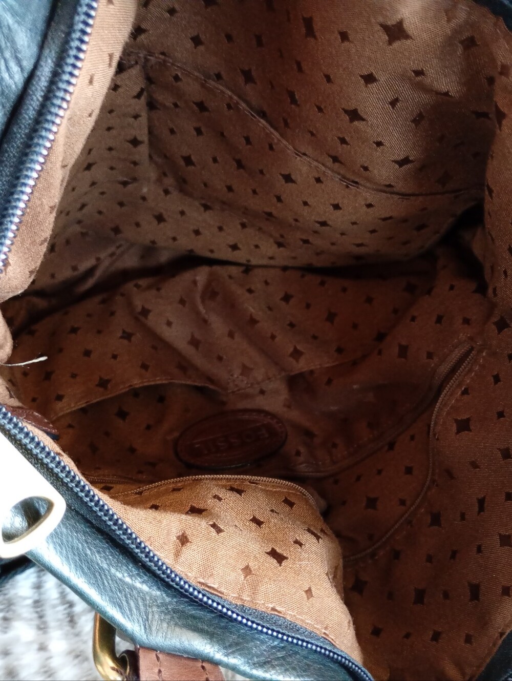 Fossil | Black Leather Large Slouchy Explorer Tote with Brass Logo Plaque - Picture 6 of 14